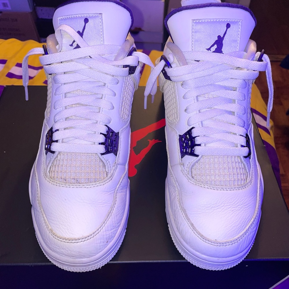 Air Jordan 4 Retro ‘Purple Metallic